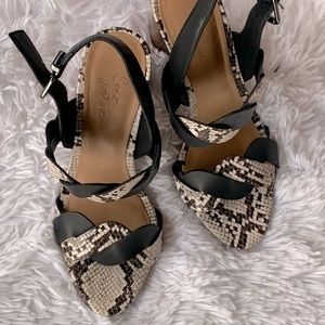 Crown Vintage Sandals